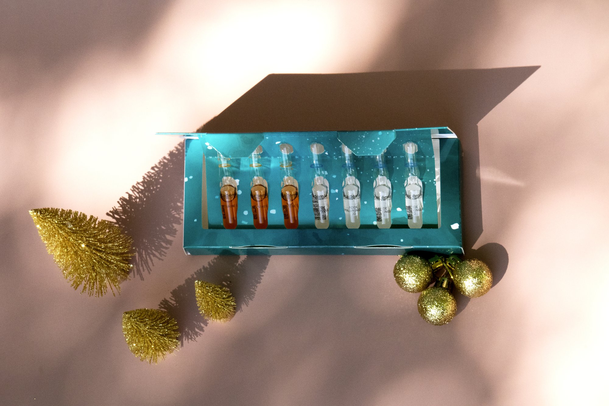 Набор ампул DIVINE HYDRA Academie