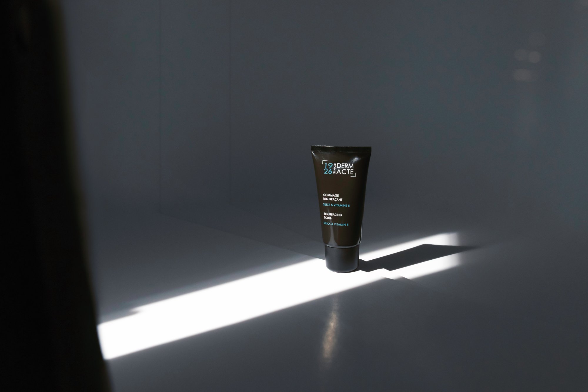 Полирующий скраб для лица с кремнием и витамином Е 50мл