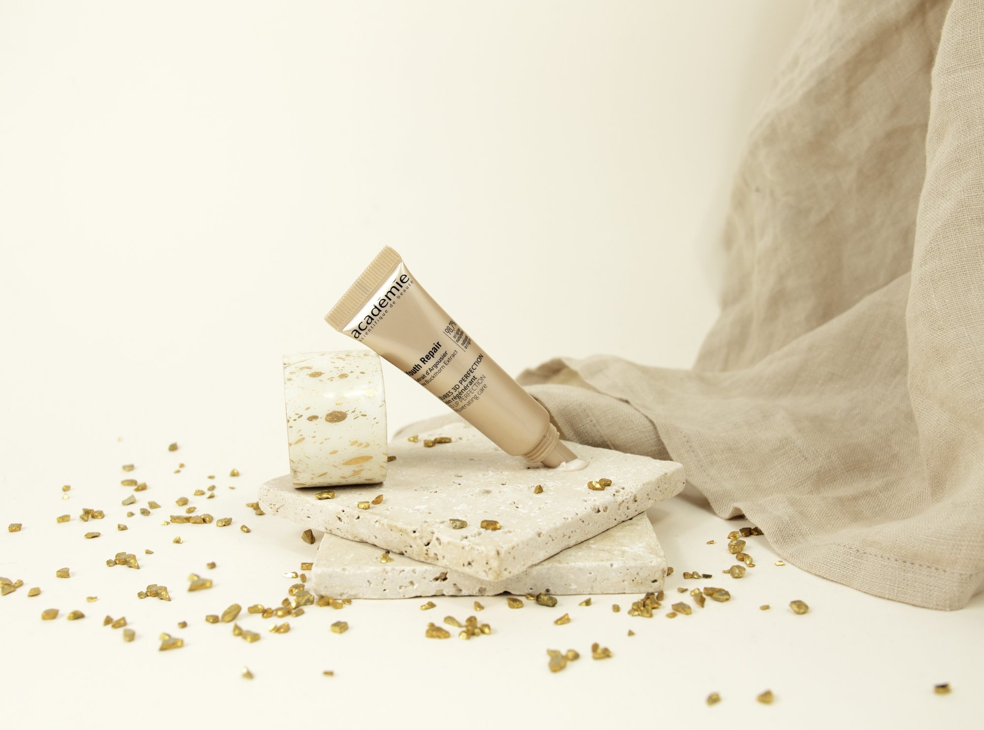 Бальзам для губ 3D Lip Perfector 15 мл