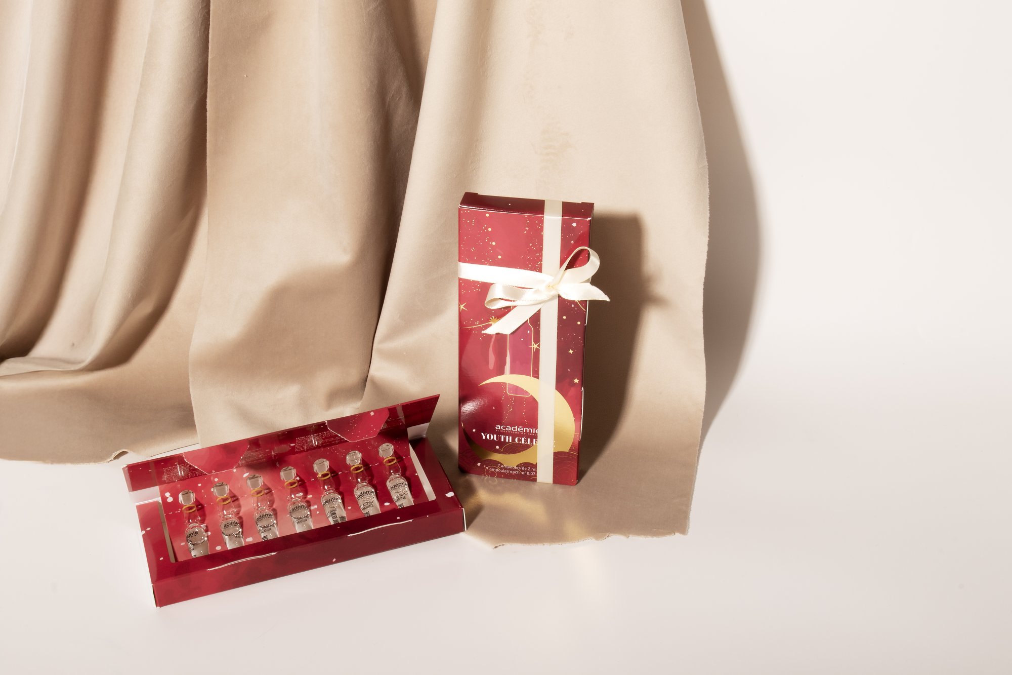 Набор ампул DIVINE YOUTH Academie