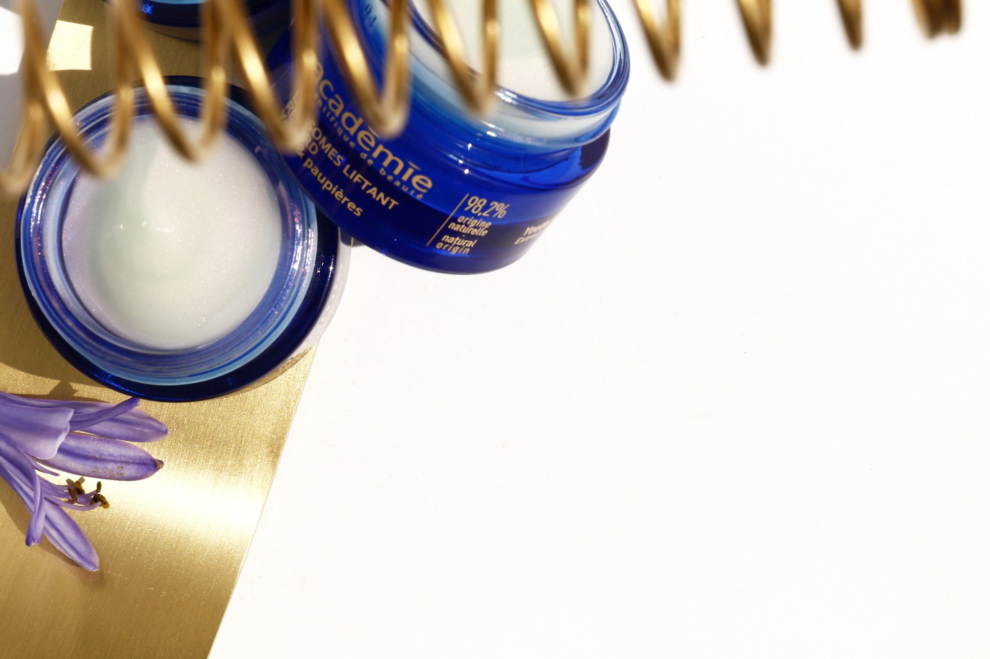 Липосомальный лифтинг-уход для контура глаз 15 мл